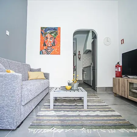 Appartement Cozy House 2 *